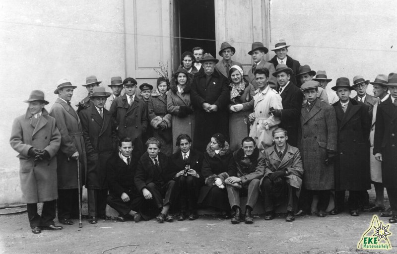 a 3.-ik túrista tanfolyam hallgatói, 1933. IV. 9-én