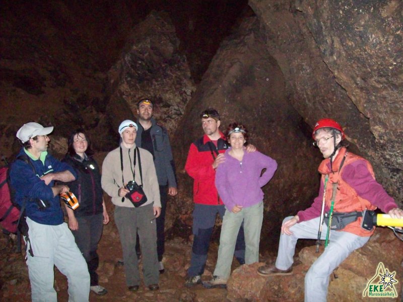 "Csúcsfotó" a Révi-Zichi csepkőbarlang legmélyén