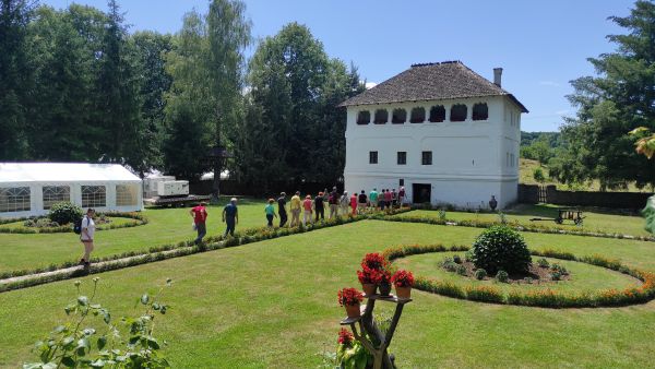 both janos maldaresti udvarhaz j