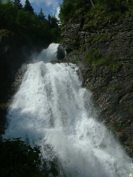 Havasrekettyei vizesés