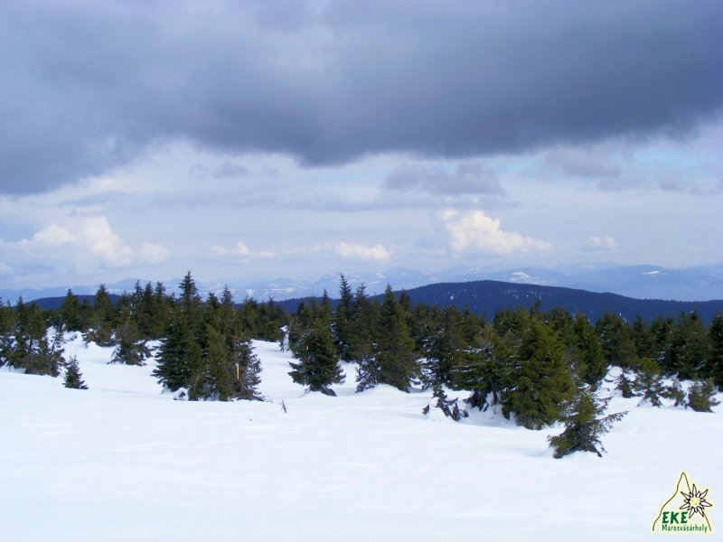 Kil&aacute;t&aacute;s a Nagy-Mező-havasr&oacute;l