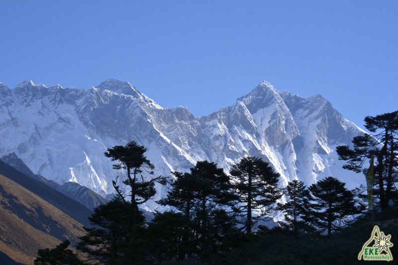 Everest a Tengboche kolostort&oacute;l