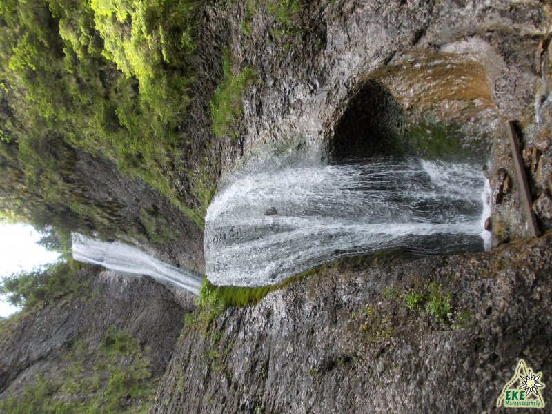 Duruitoarea v&iacute;zes&eacute;s