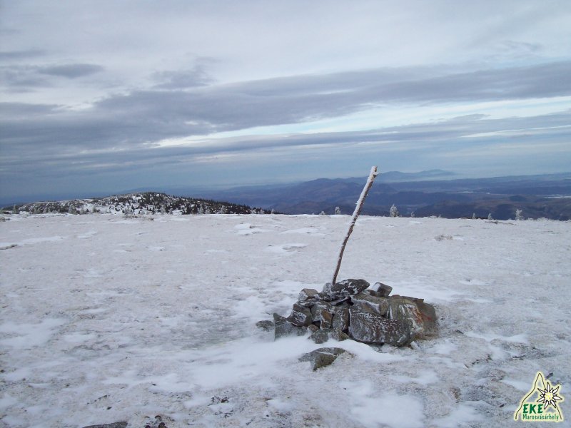 Vigyaz&oacute; cs&uacute;cs (1836m)