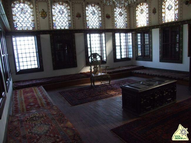 A fejedelem egykori ebédlõje