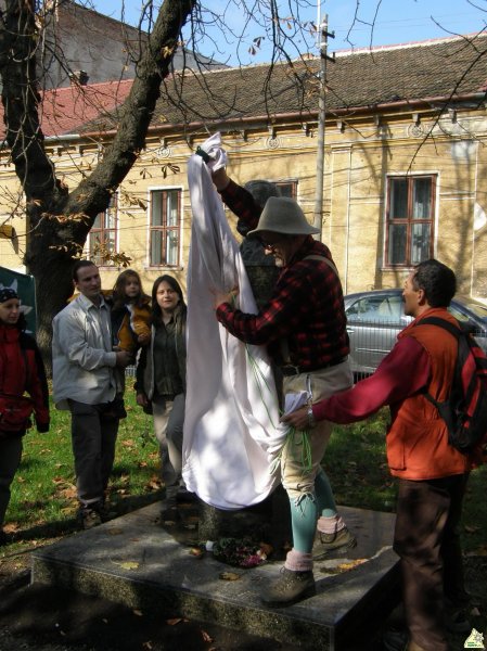 Czárán Gyula szobrának felavatása