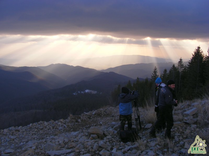 HAZAJÁRÓK a Cserepes-kőnél