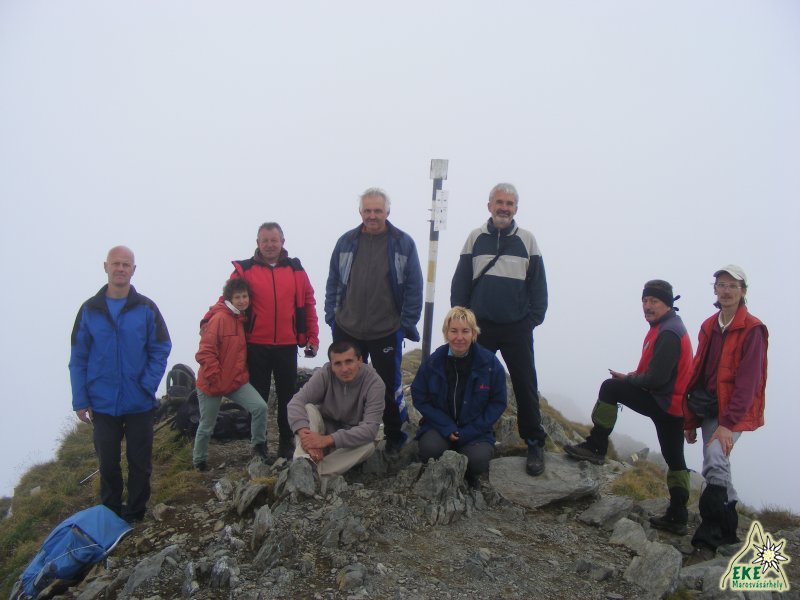 Csapatunk a Negoj-csúcson