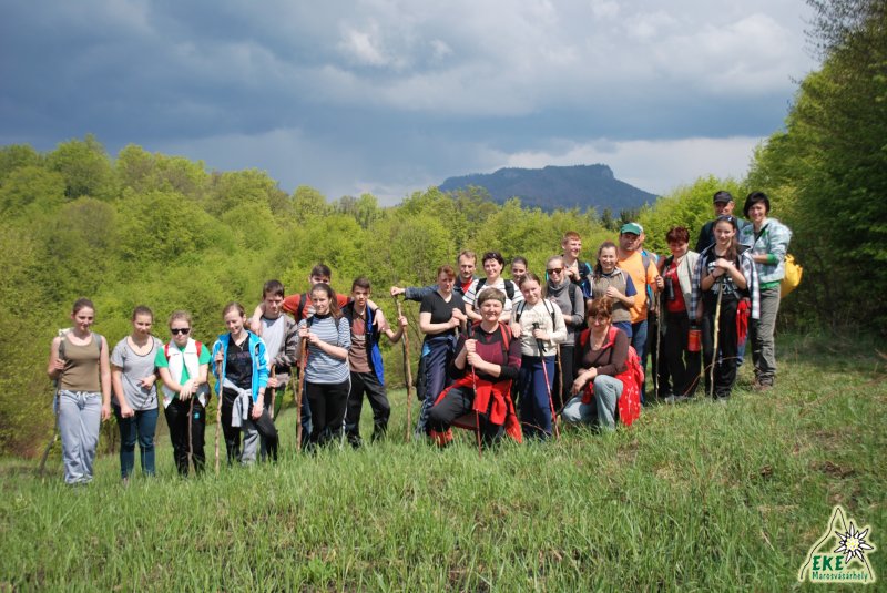 Magyarói ifjakkal az Istenszéke fele