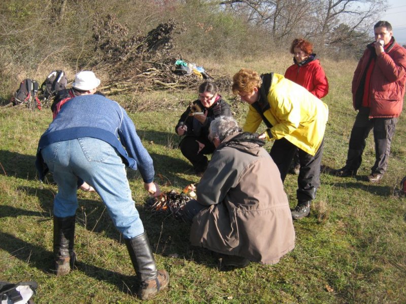 Decemberi szalonnasütés